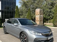 Фото авто Honda Accord