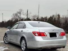 Photo of the vehicle Lexus ES