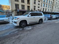 Photo of the vehicle Lexus LX