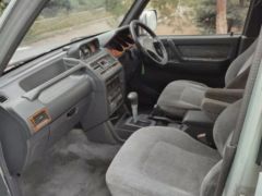 Сүрөт унаа Mitsubishi Pajero