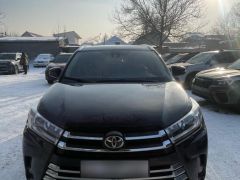 Photo of the vehicle Toyota Highlander