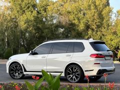 Фото авто BMW X7