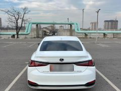 Сүрөт унаа Lexus ES