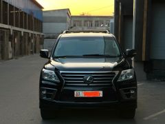 Photo of the vehicle Lexus LX