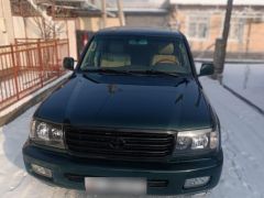 Сүрөт унаа Toyota Land Cruiser