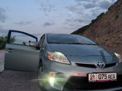 Фото авто Toyota Prius