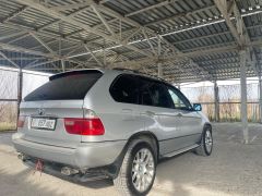 Photo of the vehicle BMW X5