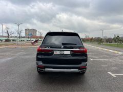 Photo of the vehicle BMW X7