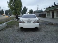 Photo of the vehicle Toyota Crown