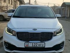 Photo of the vehicle Kia Carnival