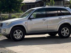 Сүрөт унаа Toyota RAV4