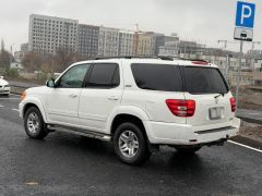 Фото авто Toyota Sequoia