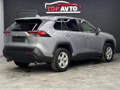 Photo of the vehicle Toyota RAV4