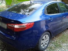 Сүрөт унаа Kia Rio