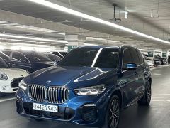 Photo of the vehicle BMW X5