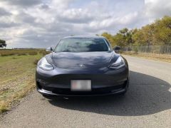 Фото авто Tesla Model 3