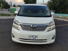 Фото авто Toyota Alphard