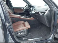 Photo of the vehicle BMW X5