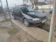 Сүрөт унаа Toyota Avensis