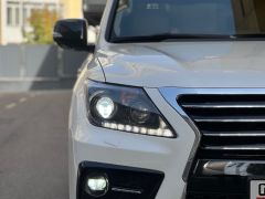 Сүрөт унаа Lexus LX