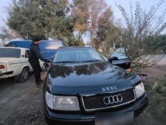 Photo of the vehicle Audi 100