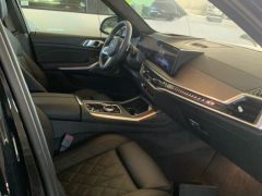 Photo of the vehicle BMW X7