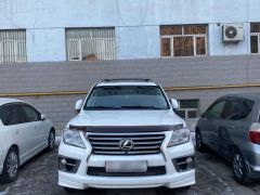 Photo of the vehicle Lexus LX