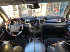 Сүрөт унаа Lexus LX