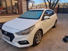 Сүрөт унаа Hyundai Solaris