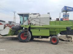 Photo of the vehicle Claas Dominator D-108