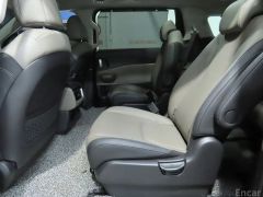 Photo of the vehicle Kia Carnival