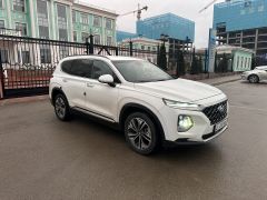 Photo of the vehicle Hyundai Santa Fe