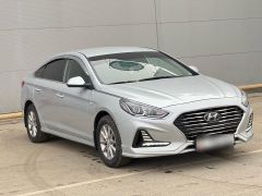 Photo of the vehicle Hyundai Sonata