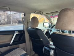 Сүрөт унаа Toyota Land Cruiser Prado