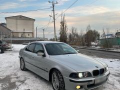 Фото авто BMW 5 серии