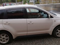 Photo of the vehicle Toyota Ist