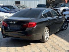 Photo of the vehicle BMW 5 Series