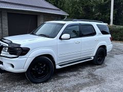 Фото авто Toyota Sequoia