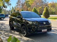 Сүрөт унаа Toyota Highlander