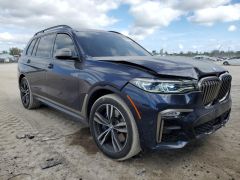 Photo of the vehicle BMW X7