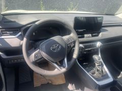 Сүрөт унаа Toyota RAV4