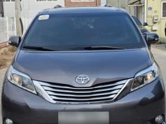 Сүрөт унаа Toyota Sienna