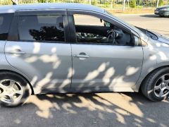 Photo of the vehicle Toyota Ist