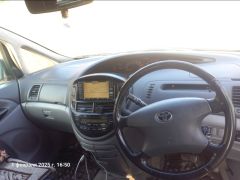 Фото авто Toyota Estima