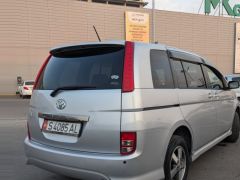 Фото авто Toyota ISis