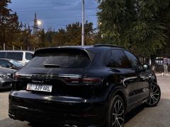 Сүрөт унаа Porsche Cayenne