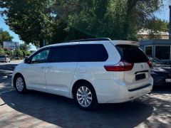 Сүрөт унаа Toyota Sienna