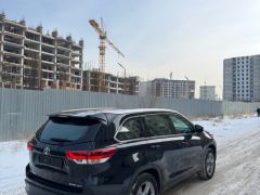 Сүрөт унаа Toyota Highlander