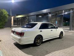 Сүрөт унаа Toyota Crown