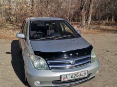 Сүрөт унаа Toyota Ist